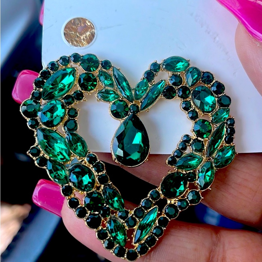 Emerald green heart earrings post back